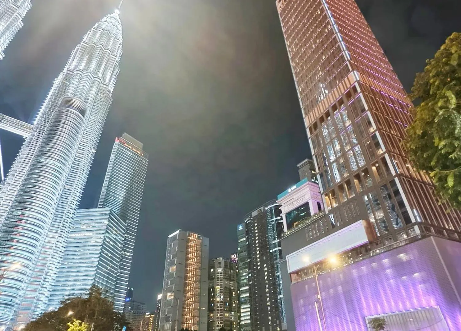 Apartment Tropicana The Residence Klcc By Rooftop Skypool Kuala Lumpur