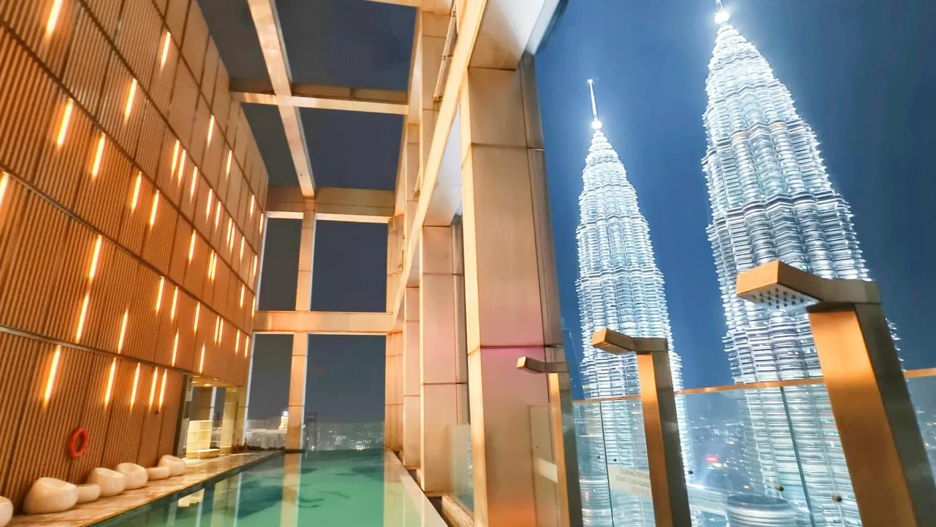 Tropicana The Residence Klcc By Rooftop Skypool Kuala Lumpur 0*,