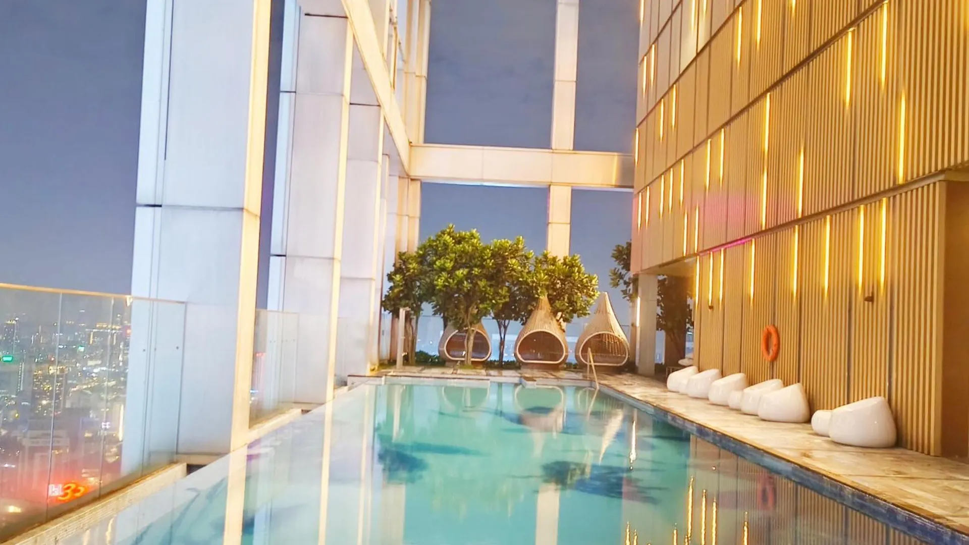 Tropicana The Residence Klcc By Rooftop Skypool Kuala Lumpur